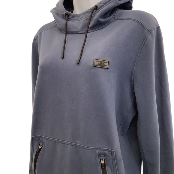 Abercrombie & Fitch Sweatshirt (hoodie) - Picture 2 of 4